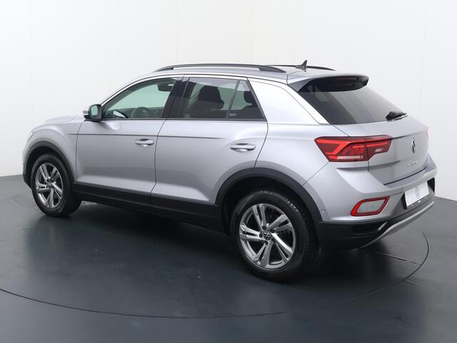 Volkswagen T-Roc 1.0 TSI Life 75 Edition | 110 PK | Navigatiesysteem | Adaptive cruise control | Achteruitrijcamera |
