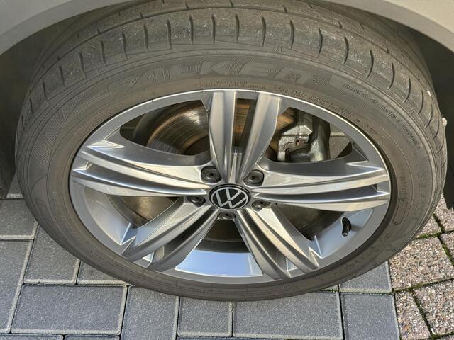 Volkswagen T-Roc 1.5 TSI Sport,Trekh,Cruise,Apple,Cam