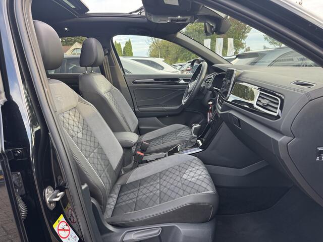 Volkswagen T-Roc 1.5 TSI R-Line Business / Panoramadak / Camera / Navigatie / Blackpack / 19'' / DAB / Stoelverwarming / ACC