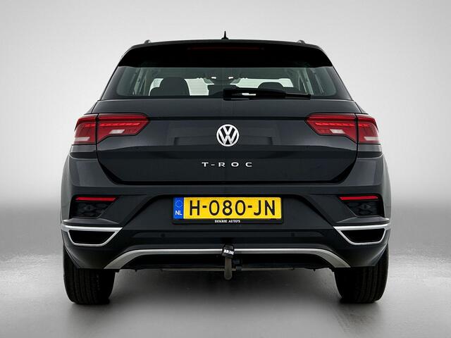 Volkswagen T-Roc 1.0 TSI Style / Navi / Adap-cruise / Trekhaak / Roofrail / Lmv 16" / Multimedia / Apk 02-2026