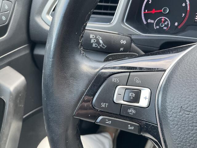 Volkswagen T-Roc 1.5 TSI Sport Trekhaak Automaat Adap.Cruise Navi Carplay PDC Stoelverw 49430KM!