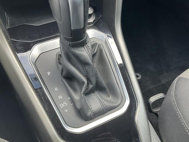 Volkswagen T-Roc 1.5 TSI Sport Trekhaak Automaat Adap.Cruise Navi Carplay PDC Stoelverw 49430KM!