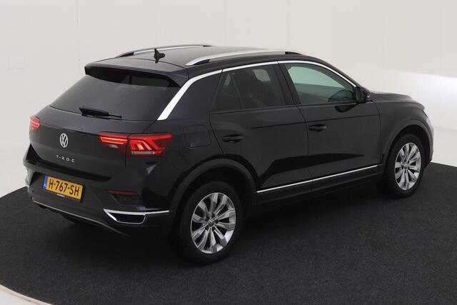 Volkswagen T-Roc 1.5 TSI Automaat Sport | Camera | 17" velgen | LED verlichting |