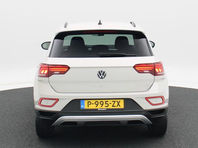 Volkswagen T-Roc 1.0 TSi 110 Pk Life Business | Navigatie | LED | 16 Inch | Camera | Stoelverwarming | Parkeersensoren | Adaptive Cruise | 97.091 Km!!