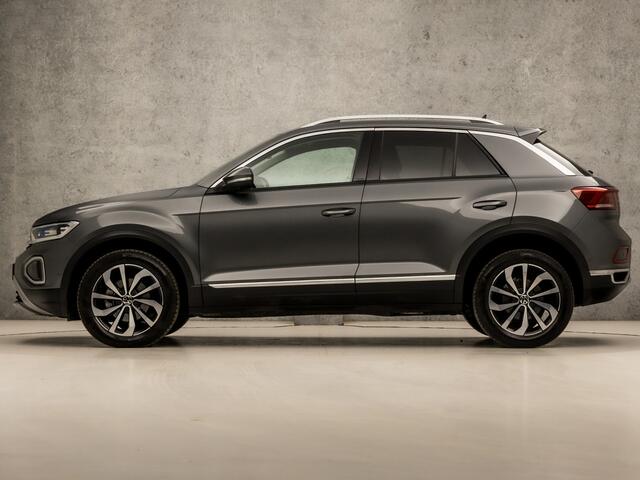 Volkswagen T-Roc 1.0 TSI Sport (VIRTUAL COCKPIT, APPLE CARPLAY, ALCANTARA, LED KOPLAMPEN, SPORTSTOELEN, MASSAGE, CAMERA, STOELVERWARMING, NIEUWE APK, NIEUWSTAAT)