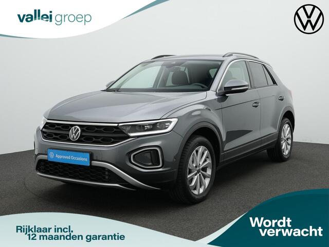 Volkswagen T-Roc 1.5 TSI 150 pk DSG Life Edition | Achteruitrijcamera | Navigatie | Adaptive Cruise