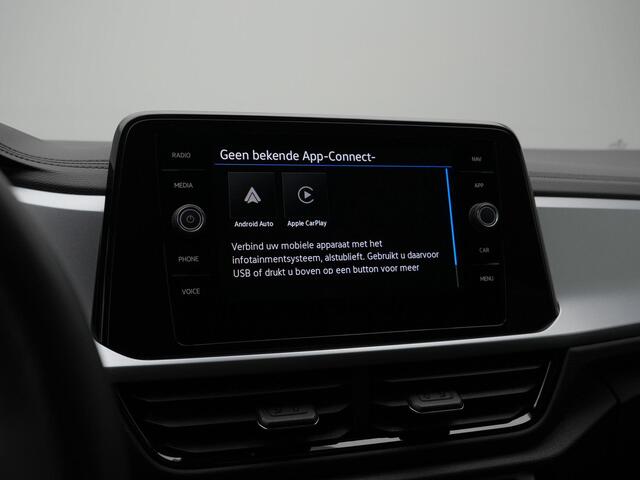 Volkswagen T-Roc 1.5 TSI 150 pk DSG Life Edition | Achteruitrijcamera | Navigatie | Adaptive Cruise