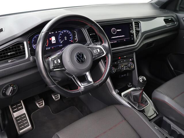 Volkswagen T-Roc 1.5 TSI Sport Business R | 150 PK | Navigatiesysteem | Climate control | Elek. achterklep | R-Line |