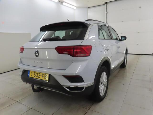 Volkswagen T-Roc 1.5 TSI 150pk DSG Automaat Style Navi Trekhaak Ad Cruise Parkeersensoren 1e Eigenaar Dealeronderhouden
