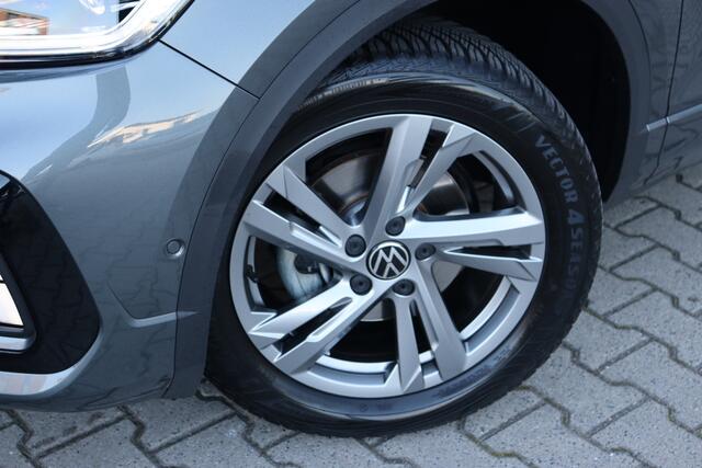 Volkswagen T-Roc 1.0 TSI R-Line | DAB | ACC | Winter Pakket |