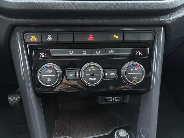 Volkswagen T-Roc 1.5 TSI Sport | Climate control | Navigatie | Parkpilot | Afneembare Trekhaak | Elektrisch Pakket | 18"LM-Velgen