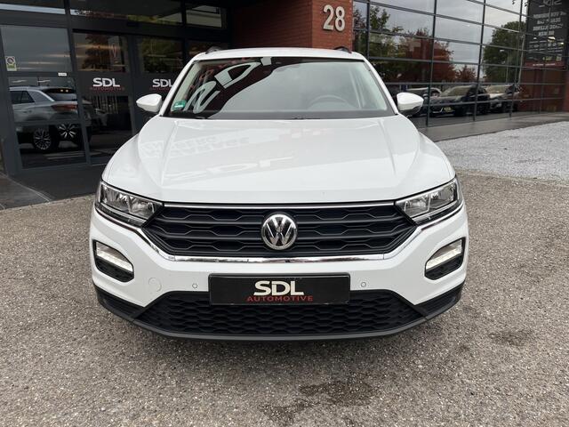 Volkswagen T-Roc 1.0 TSI Style // ADAPT. CRUISE // CLIMA // NAVI // STOELVERWARMING // PDC V+A //