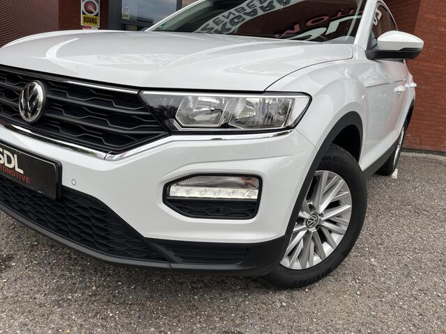 Volkswagen T-Roc 1.0 TSI Style // ADAPT. CRUISE // CLIMA // NAVI // STOELVERWARMING // PDC V+A //