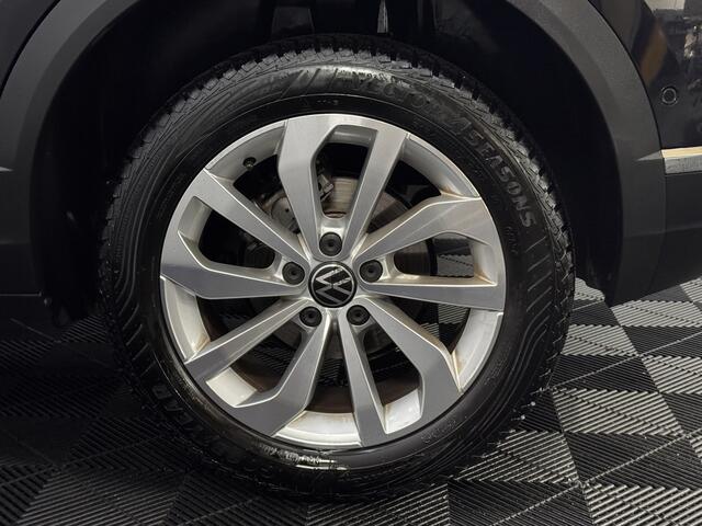 Volkswagen T-Roc 1.5 TSI Life Business Half leder, Navi, Parkeersensoren, Winterpakket, Virtual desk, Cruise control adaptief