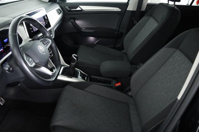Volkswagen T-Roc 1.0 TSI Move / Carplay / LED / All season