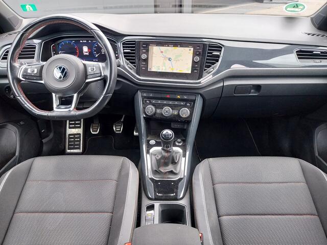 Volkswagen T-Roc 1.5 TSI Sport Business R Line VIRTUAL COCKPIT ADAPT CRUISE CAMERA PARK ASSIST HALF LEER LED NAVI ECC TREKHAAK