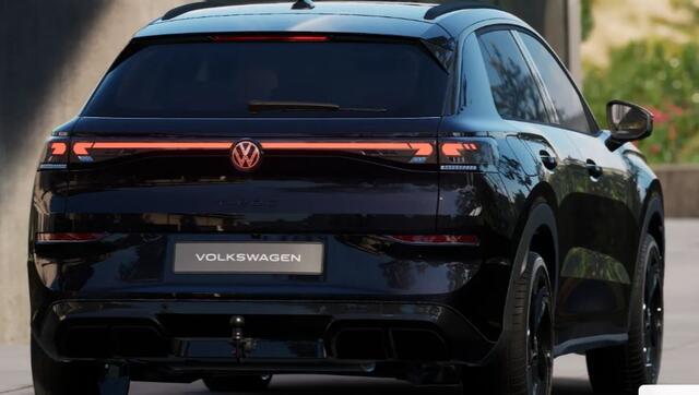 Volkswagen T-Roc 1.5 eTsi R-Line First Edition