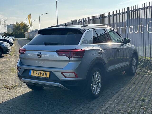 Volkswagen T-Roc 1.0 TSI 110pk Life Business Navigatie