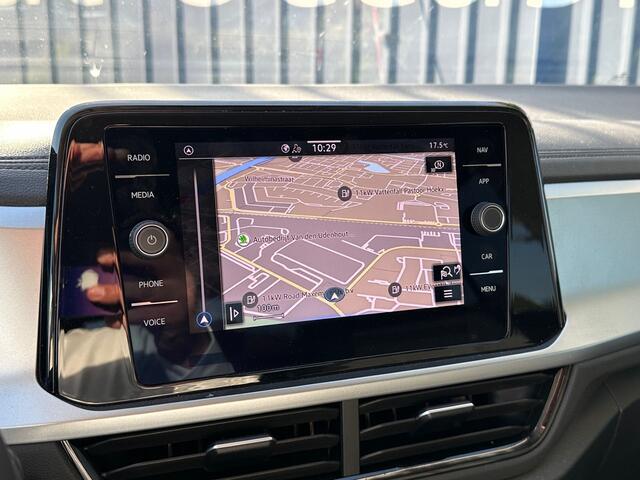 Volkswagen T-Roc 1.0 TSI 110pk Life Business Navigatie