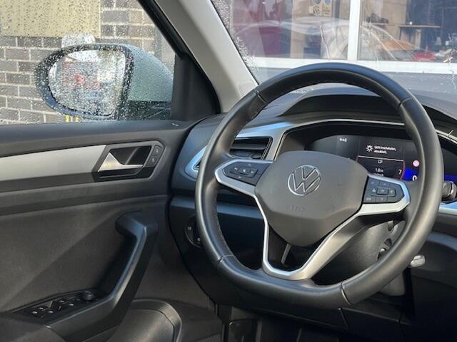 Volkswagen T-Roc 1.5 TSI AUT. LIFE VIRTU - NAVI - AFN. TREKH. - PDC