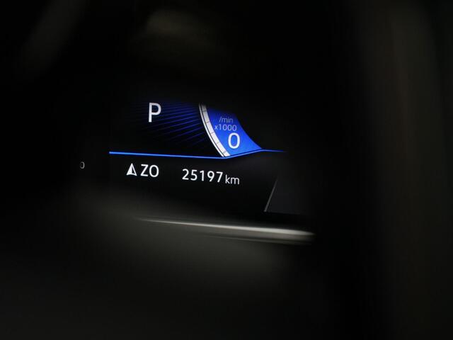 Volkswagen T-Roc 1.5 TSI 150 pk DSG R-Line Edition | Trekhaak | Achteruitrijcamera | Stoelverwarming | Navigatie | Sportonderstel | Park Assist | 17 inch