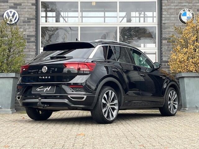 Volkswagen T-Roc 1.5 TSI AUT. SPORT R-LINE BEATS - VIRTU - PANO. DAK - TREKH.
