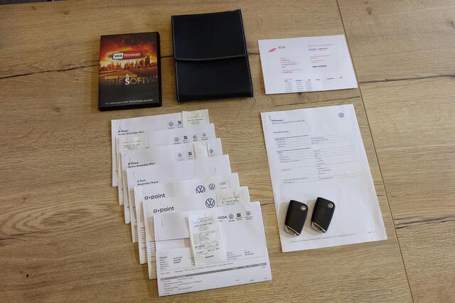 Volkswagen T-Roc 2.0 TSI 4Motion Sport / Pano / Beats / Virtual / Camera