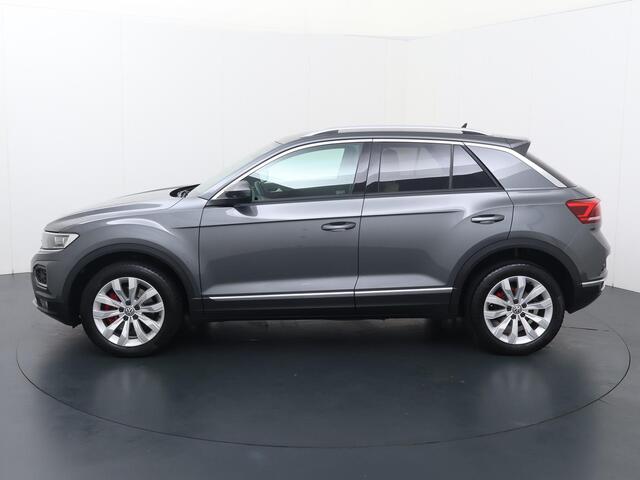 Volkswagen T-Roc 1.0 TSI Sport | 115 PK | Multifunctioneel stuurwiel | Cruisecontrol | Parkeersensoren |
