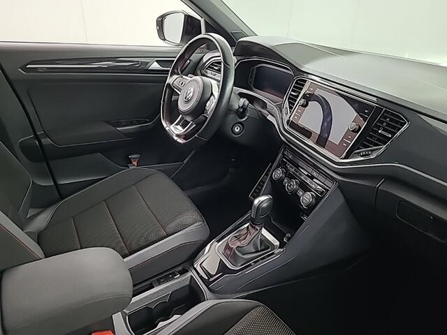 Volkswagen T-Roc 1.5 TSI Sport 150PK R-LINE AUTOM. | LED | NAVI | CAM + PDC V+A | ADAPT. CRUISE