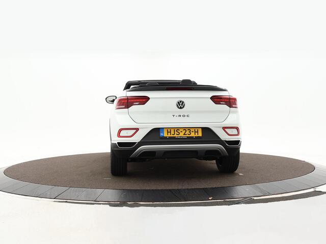 Volkswagen T-Roc Cabrio Style 1.0 115 pk Cabriolet 6 versn. Hand · Black style pakket · Comfort pakket · Multimedia pakket · Prijs is incl Inruilbonus . MEGA SALE