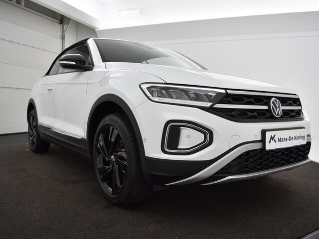 Volkswagen T-Roc Cabrio Style 1.0 115 pk Cabriolet 6 versn. Hand · Black style pakket · Comfort pakket · Multimedia pakket · Prijs is incl Inruilbonus . MEGA SALE