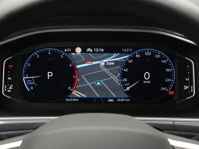 Volkswagen T-Roc 1.5 TSI 150 pk DSG Style | Trekhaak | Park Assist | Stoelverwarming | Adaptive Cruise | ErgoActive bestuurdersstoel