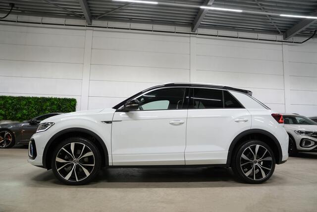 Volkswagen T-Roc 1.5 TSI R-Line * IQ Light - Camera - Keyless - 19" - ACC *
