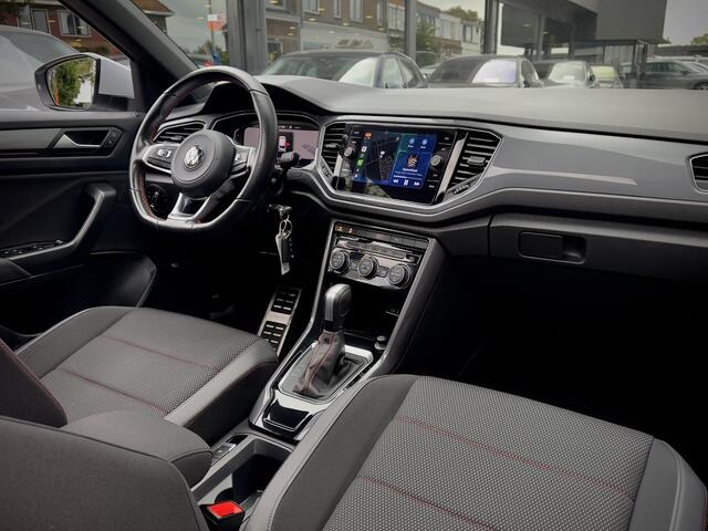 Volkswagen T-Roc 1.5 TSI AUT7 SPORT R-LINE PANODAK NAVI CAMERA DIGI-DASH APPLE-CARPLAY LED LMV PDC