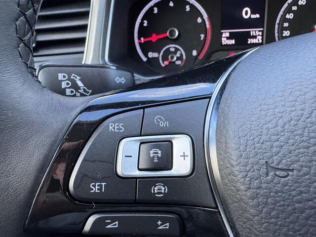 Volkswagen T-Roc 1.5 TSI Style | Automaat | Navigatie | Cruise Control adaptief | Trekhaak