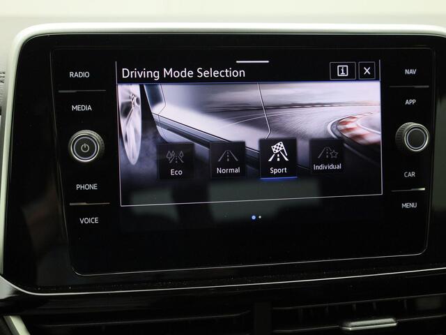 Volkswagen T-Roc Cabrio 1.5TSI/150PK DSG R-Line · Navigatie · Side Assist · Apple Car Play · Stoelverwarming ·