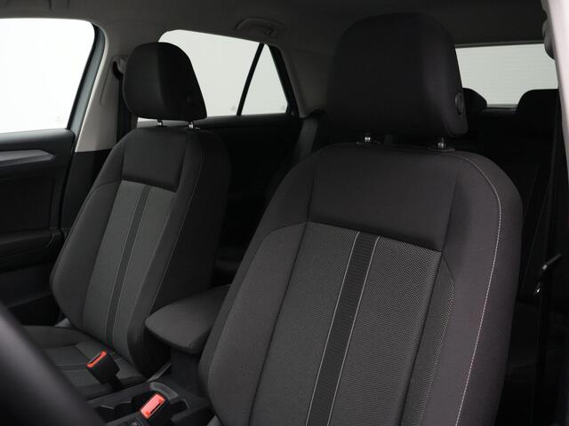 Volkswagen T-Roc 1.5 TSI 150 pk DSG Life Edition | Achteruitrijcamera | Navigatie | Adaptive Cruise | Keyless Entry
