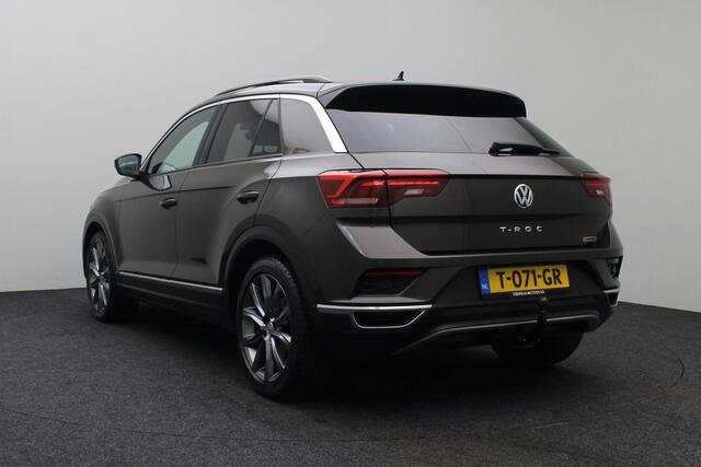 Volkswagen T-Roc 2.0 TSI 4Motion Sport 2019 | Airco | Apple/Android Carplay | Navigatie | Stuurwiel & Stoelverwarming | Panoramadak | Trekhaak Afneembaar | Bose Audio | 2 Sleutels | Onderhoudshistorie