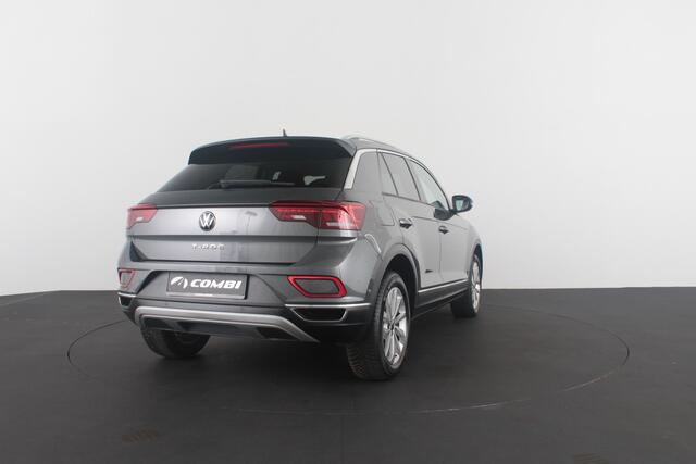Volkswagen T-Roc 1.5 TSI Style 150pk Camera/Trekhaak/DSG/Stoelverwarming/Adapt.cruise