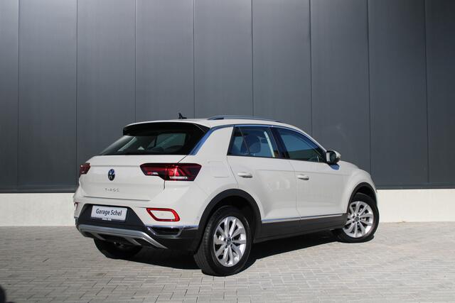 Volkswagen T-Roc 1.5 TSI Style 150pk - ACC - Carplay - Camera - DAB - Verwarmd stuurwiel - Rijklaar