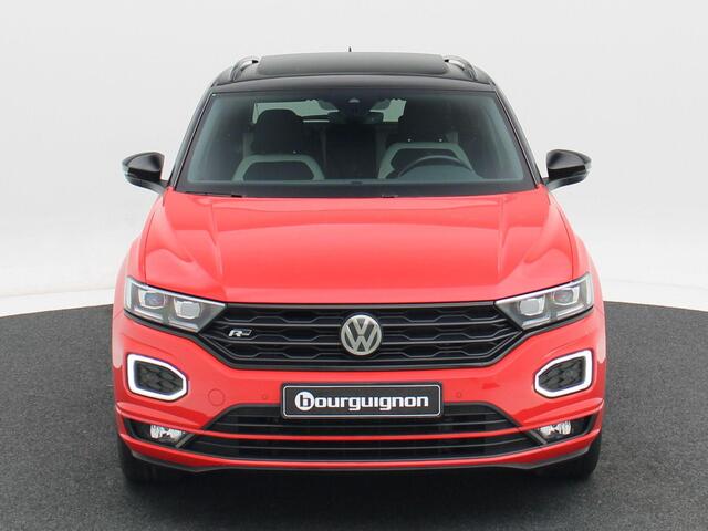 Volkswagen T-Roc 1.5 TSi 150 Pk Automaat Sport Business R-Line | Panoramadak | Beats Audio | Adaptive Cruise | Camera | CarPlay | LED-verlichting | 18 Inch | 58.486 Km