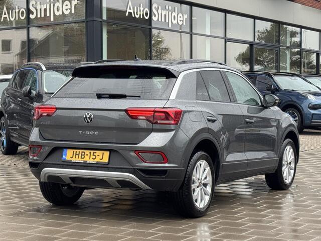 Volkswagen T-Roc 1.5 TSI Life Edition 150pk automaat | Camera | Parc Assist