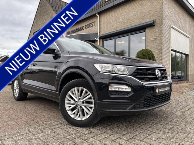 Volkswagen T-Roc 1.5 TSI Automaat Style Carplay / Parkeersensors / Cruise control