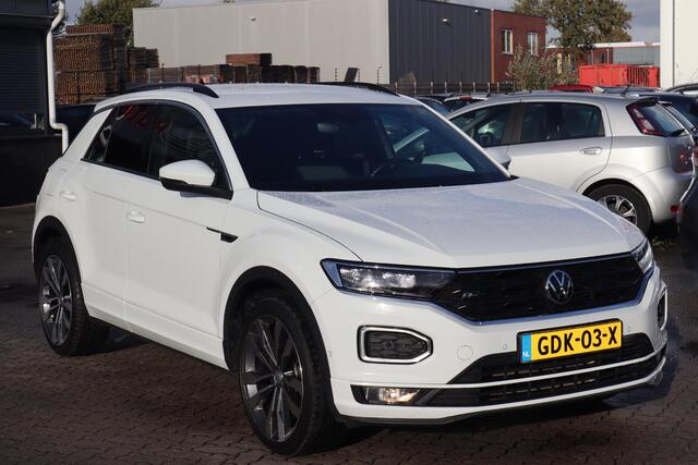 Volkswagen T-Roc 1.5 TSI Sport Business R Navigatie, Apple Carplay, Climate control, Stoelverwarming, Adaptieve Cruise control