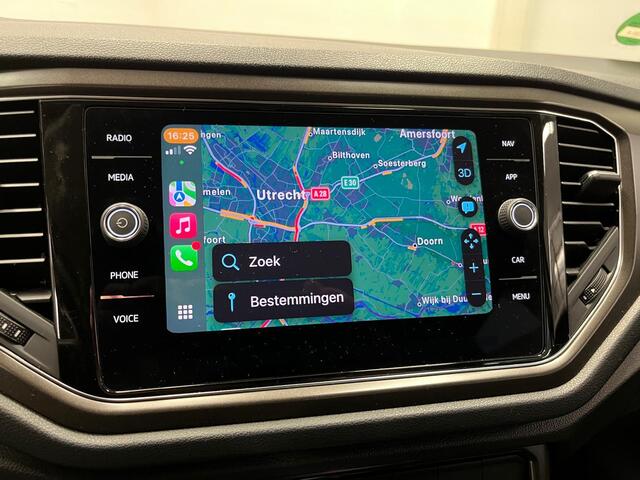 Volkswagen T-Roc 1.5 TSI Style | 1e-EIG. | TREKHAAK | CAMERA | CARPLAY |