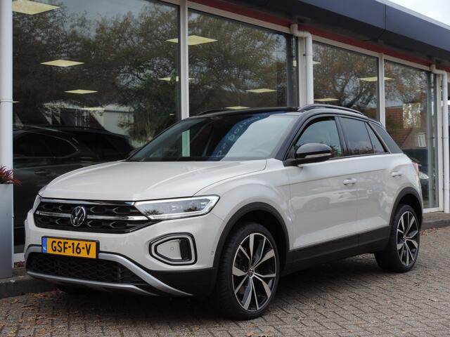 Volkswagen T-Roc 1.5 TSI Black Style DSG - Camera | ACC | Matrix LED | CarPlay | Park Assist | Elek. klep