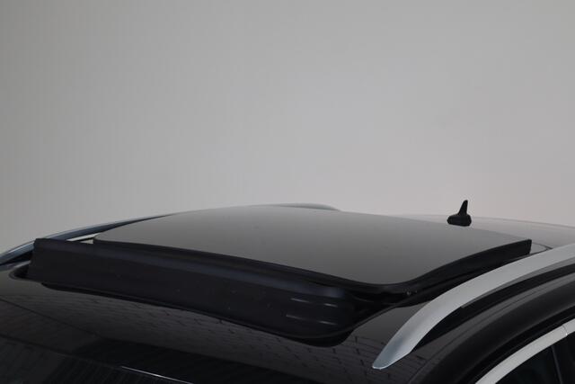 Volkswagen T-Roc 1.5 TSI R-Line Sport NL-Auto!! Pano I Elek.A-Klep I R.Line Int.