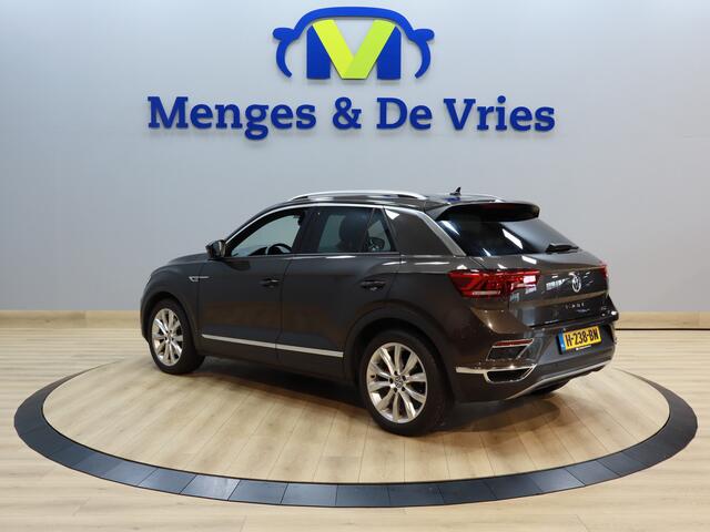 Volkswagen T-Roc 2.0 TSI 4Motion Sport Airco ECC | Virtual | Stoel\Stuur Verwarming | Trekhaak | Camera | Apple Carplay | Sfeer | Isofix