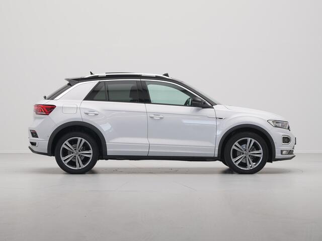 Volkswagen T-Roc 1.5 TSI 150pk DSG Sport Business R Panorama Camera Acc Side/Laneassist Carplay Beats