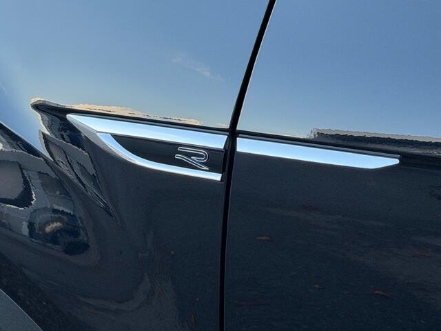 Volkswagen T-Roc 1.5 TSI 150pk DSG R-Line | Camera | Keyless | Elek. Achterklep | Dode hoek | Rijklaar incl. 1 jaar Bovag garantie